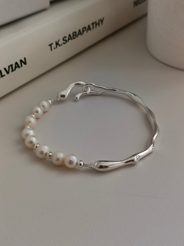 Branch Baroque Pearl Bracelet Silver - Cuddlydigit