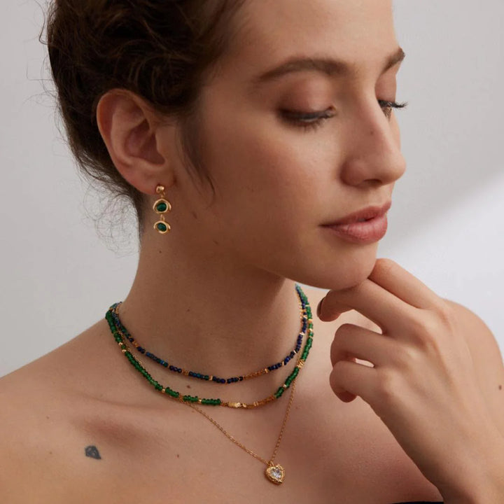 Emerald Bead and Silver Necklace - Cuddlydigit