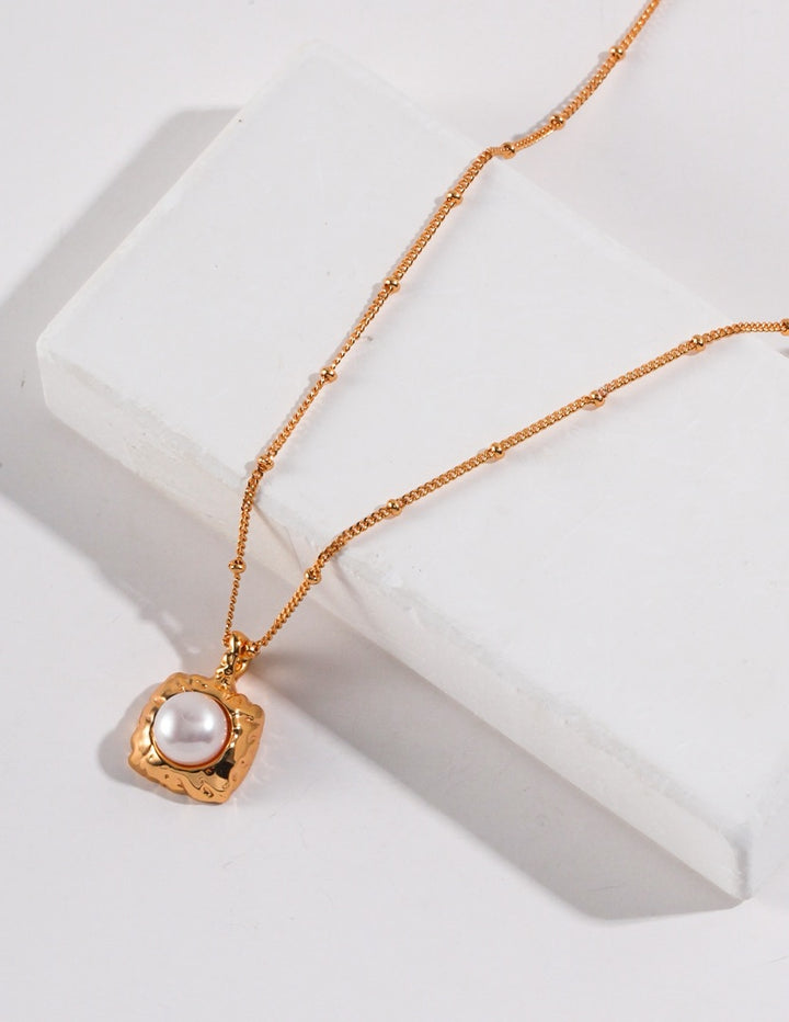 Sugar Cube 18k Gold Pearl Necklace - Cuddlydigit