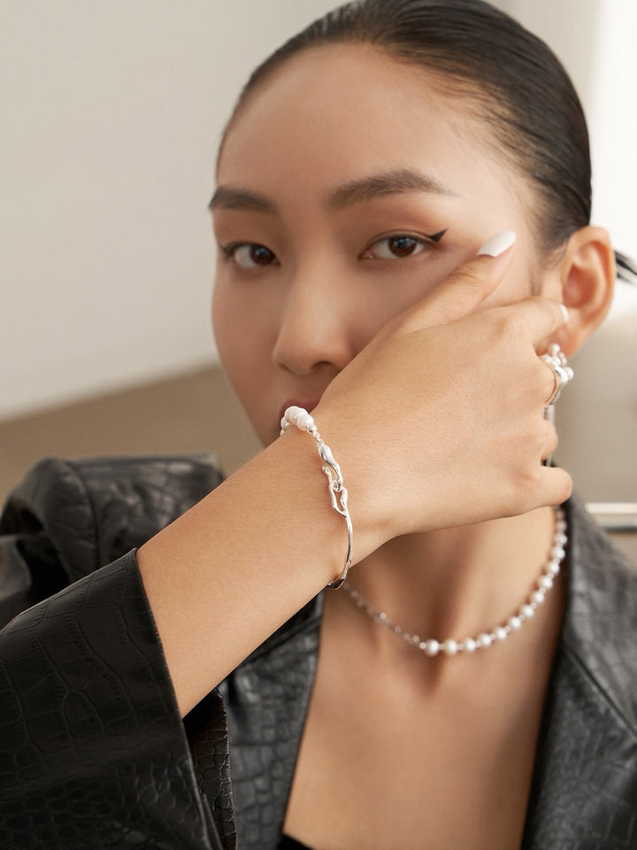 Branch Baroque Pearl Bracelet Silver - Cuddlydigit